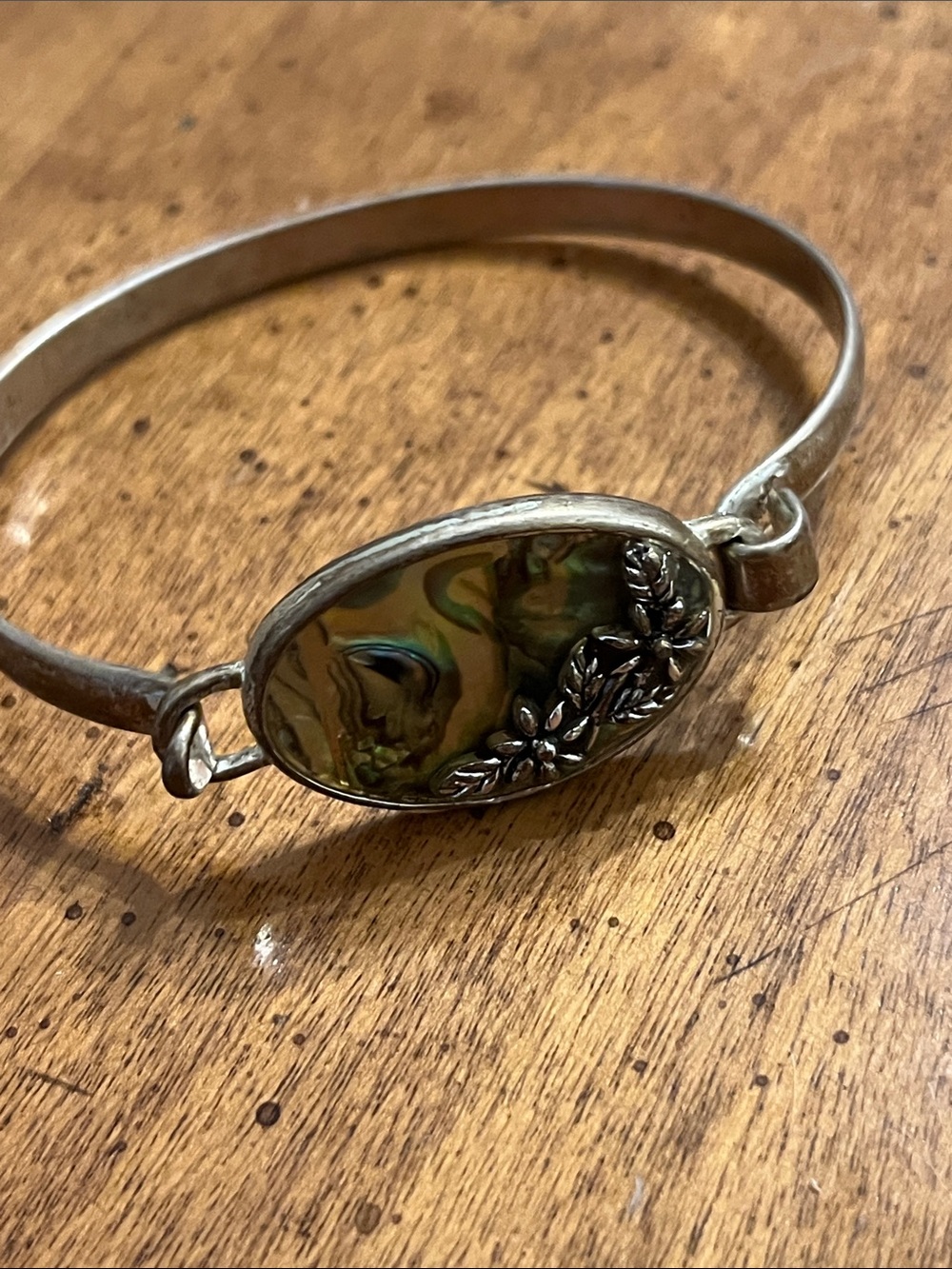 Shell clasp bracelet - Picture 5 of 6